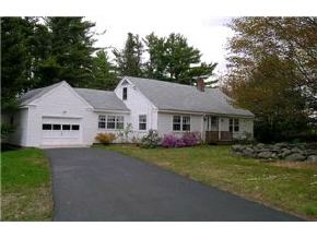 432 Pleasant Valley Road Wolfeboro, NH 03894 - Photo 2 of 3