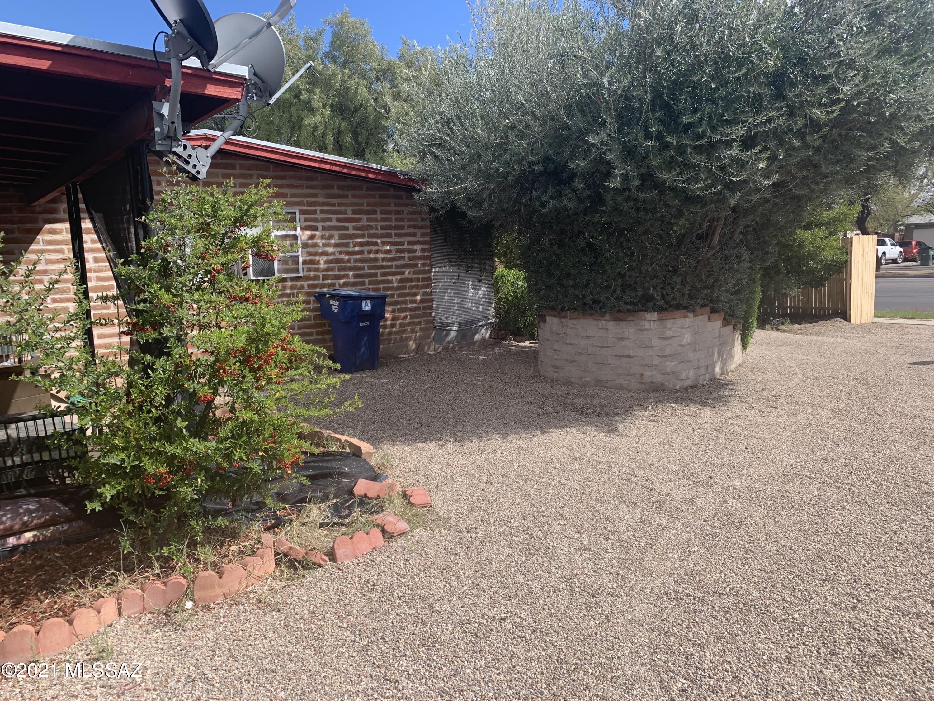 2231 East Grant Road Tucson, AZ 85719 - Photo 3 of 4