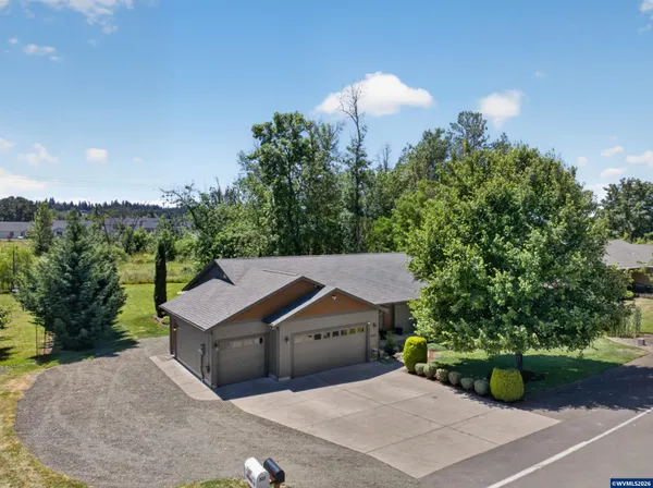 $660,000 | 2648 Northwest Robinhood Street, Albany, OR 97321
