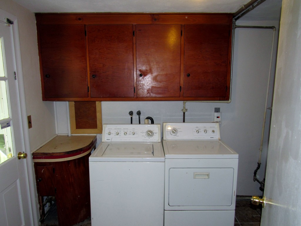 1247 Trapelo Road Waltham, MA 02451 - Photo 23 of 28 a utility room with dryer and washer