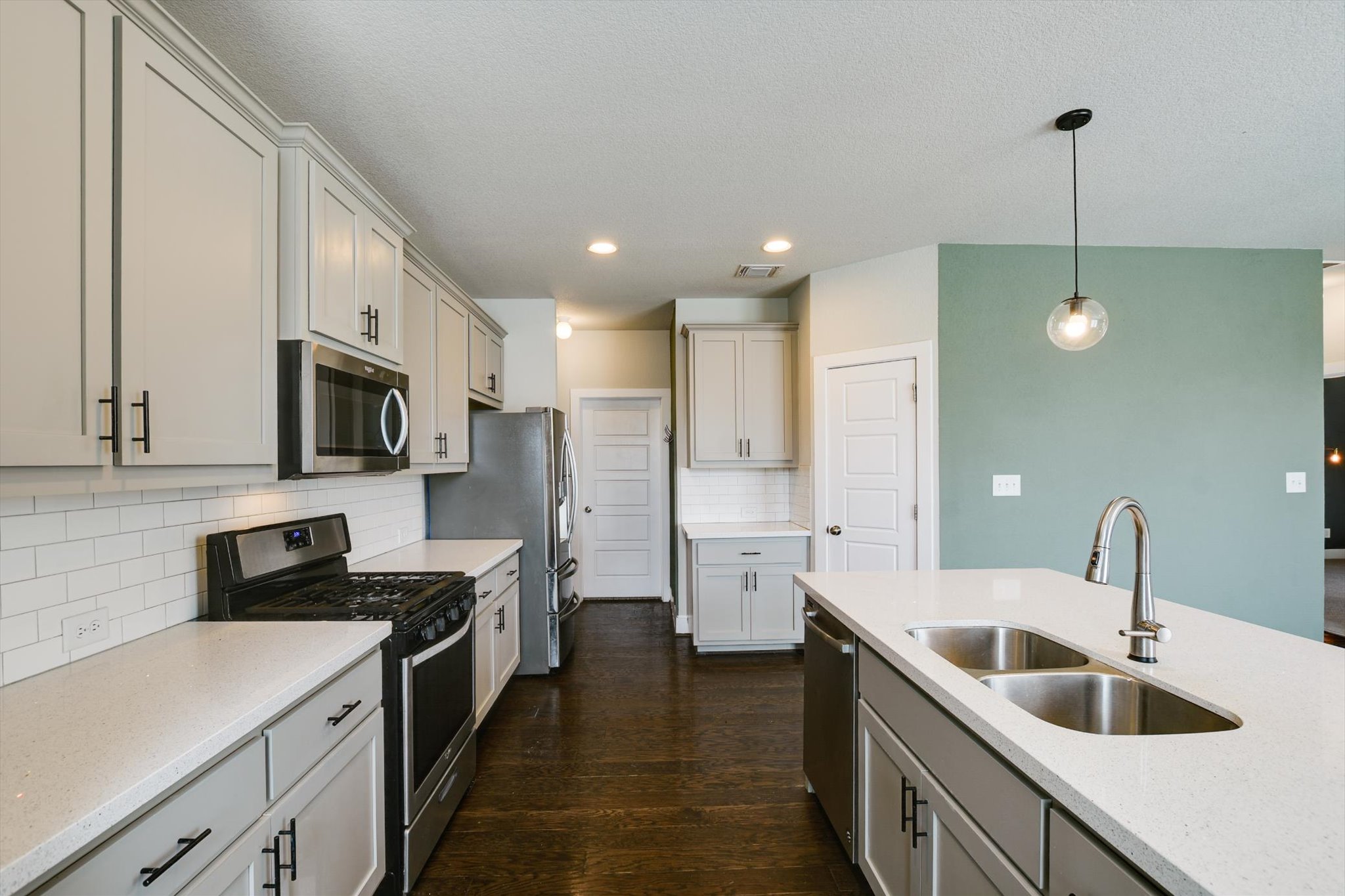 5826 Aviano Road Round Rock, TX 78665 - Photo 5 of 33