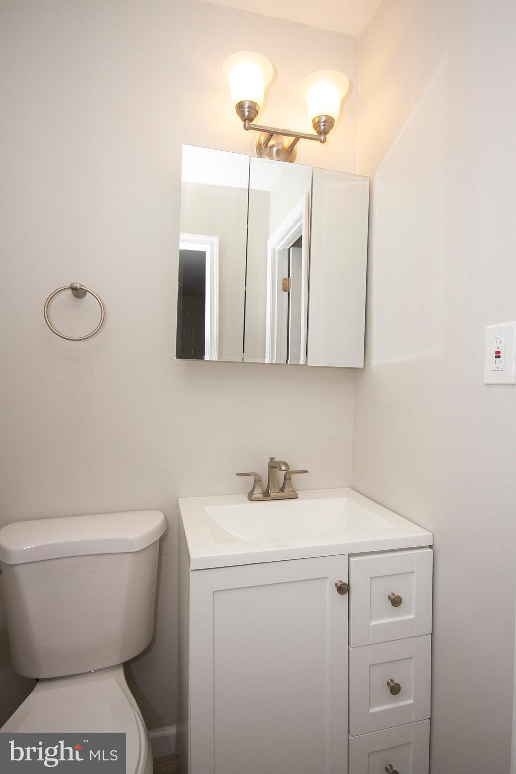 7169 Fairbrook Road Baltimore, MD 21244 - Photo 16 of 24 Bath