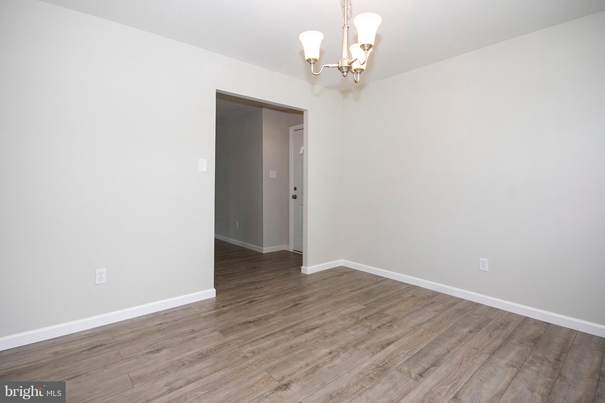 7169 Fairbrook Road Baltimore, MD 21244 - Photo 10 of 24 Dining Room