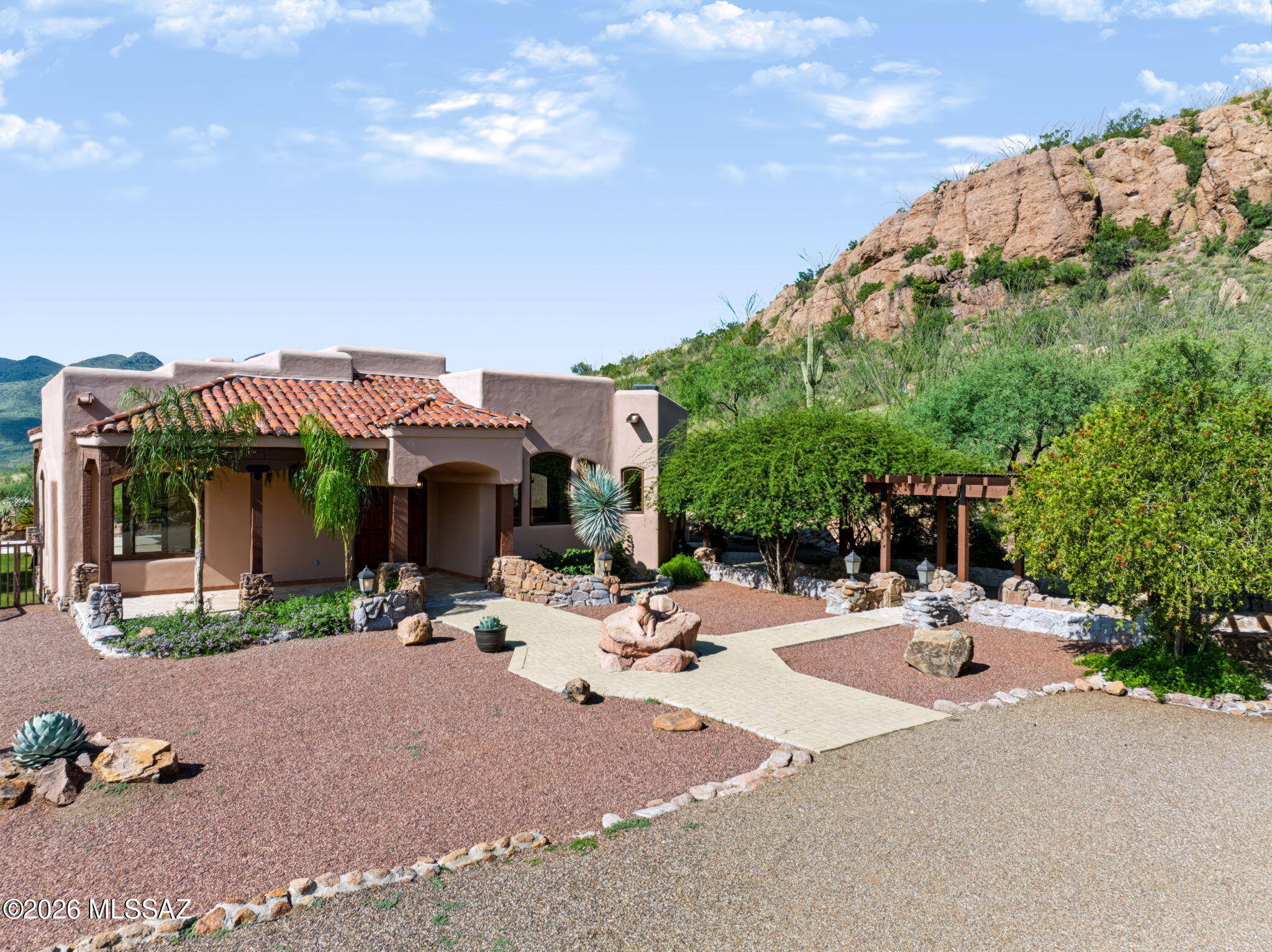 1052 Morning Star Drive Rio Rico, AZ 85648 - Photo 9 of 50 9-web-or-mls-1052-morning-star-dr