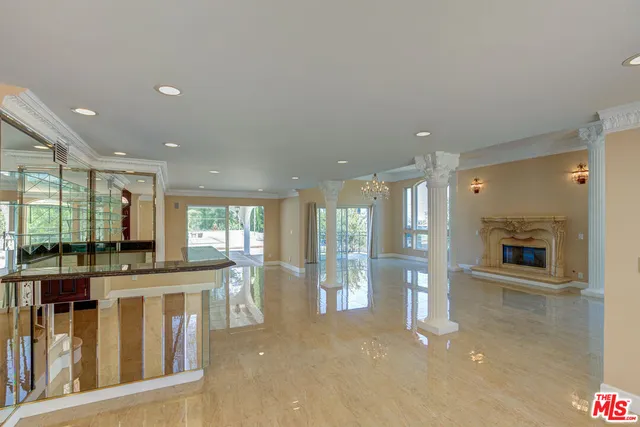 $9,500 | 4041 Alonzo Avenue, Encino, CA 91316