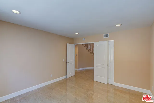 $9,500 | 4041 Alonzo Avenue, Encino, CA 91316