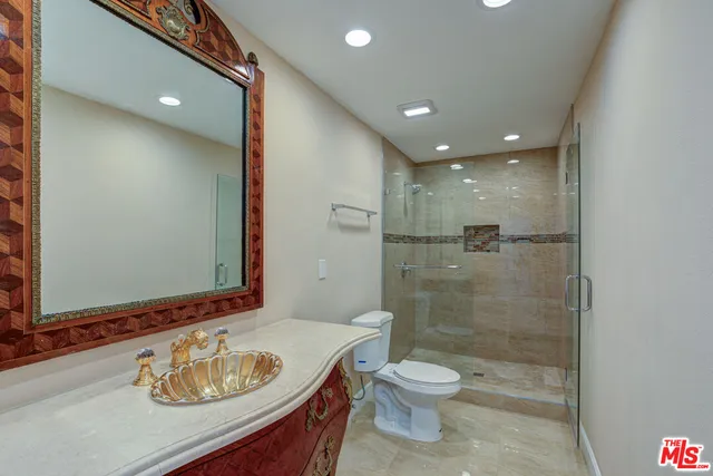 $9,500 | 4041 Alonzo Avenue, Encino, CA 91316