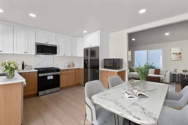 $679,000 | 20002 Wrightwood Court, Unit 31, Yorba Linda, CA 92886