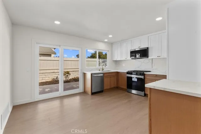 $679,000 | 20002 Wrightwood Court, Unit 31, Yorba Linda, CA 92886
