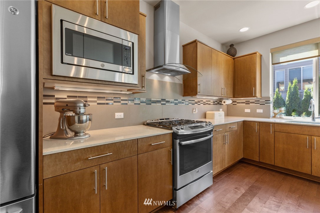 5119 Northeast 11th Place Renton, WA 98059 - Photo 15 of 40