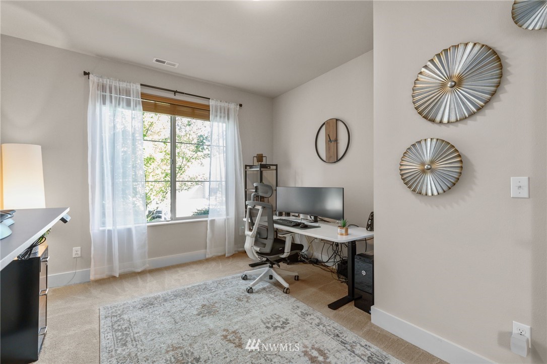 5119 Northeast 11th Place Renton, WA 98059 - Photo 16 of 40