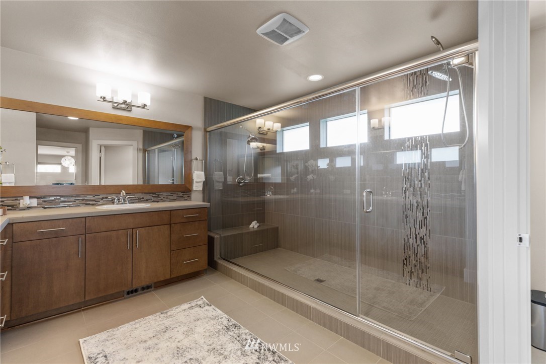 5119 Northeast 11th Place Renton, WA 98059 - Photo 23 of 40