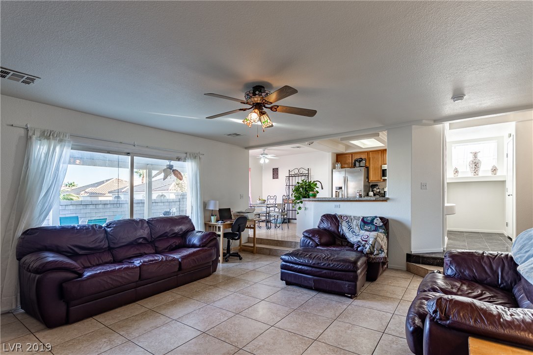 1634 Rugged Ravine Court Las Vegas, NV 89183 - Photo 12 of 41 Gallery Image 12