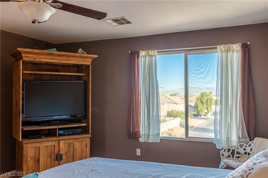 1634 Rugged Ravine Court Las Vegas, NV 89183 - Photo 26 of 41 Gallery Image 26