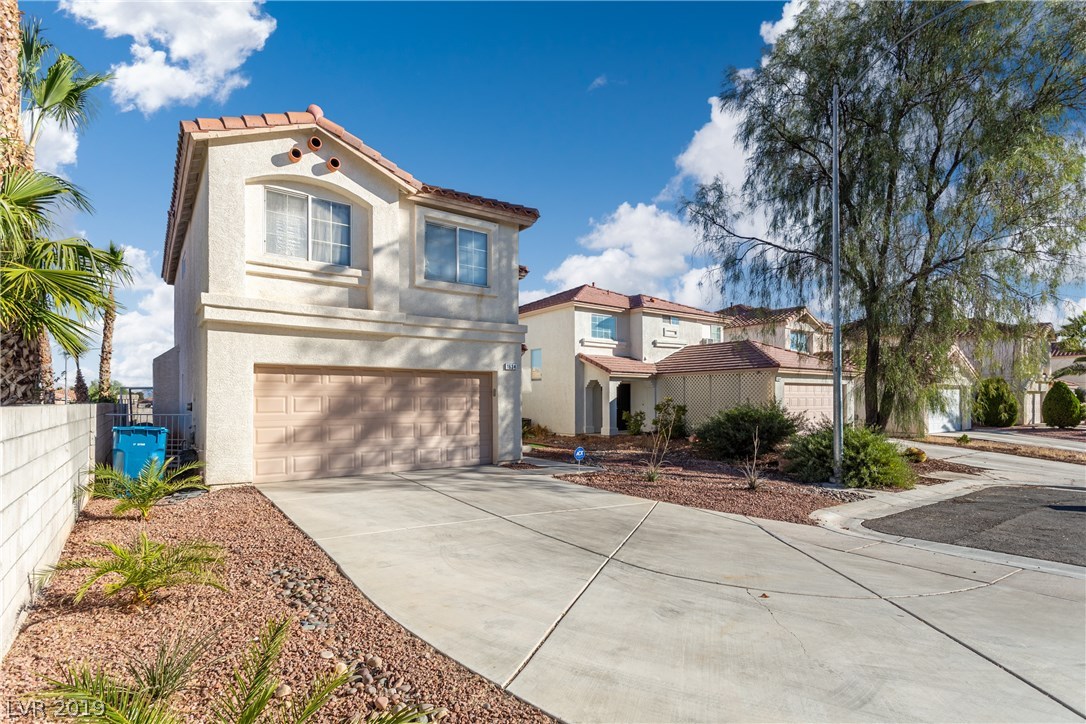 1634 Rugged Ravine Court Las Vegas, NV 89183 - Photo 3 of 41 Gallery Image 3