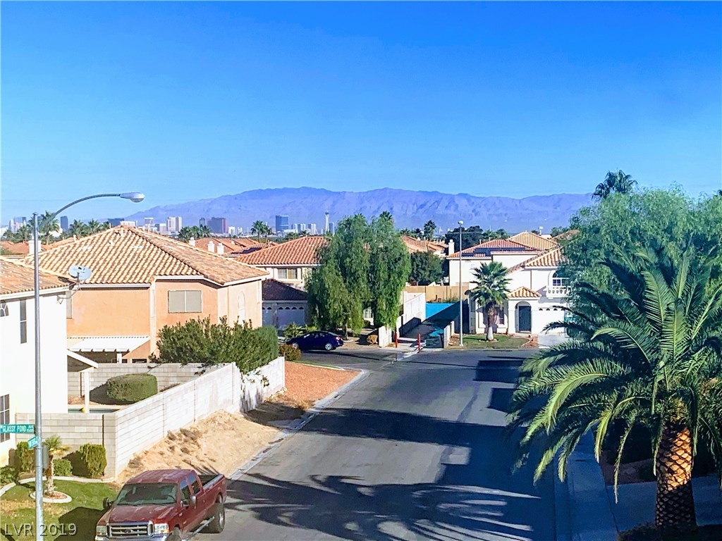 1634 Rugged Ravine Court Las Vegas, NV 89183 - Photo 4 of 41 Gallery Image 4