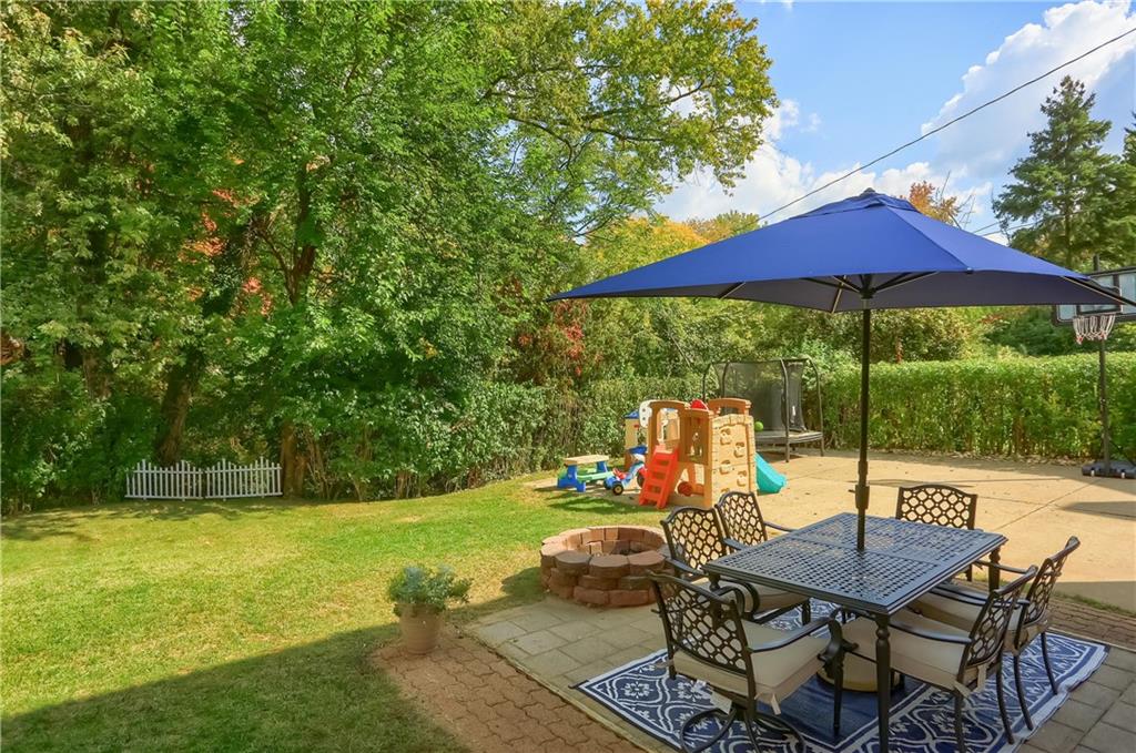 22 Robinhood Road Pittsburgh, PA 15220 - Photo 26 of 34 Gallery Image 26