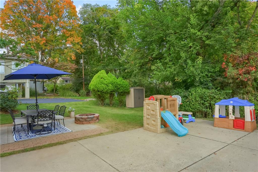 22 Robinhood Road Pittsburgh, PA 15220 - Photo 27 of 34 Gallery Image 27