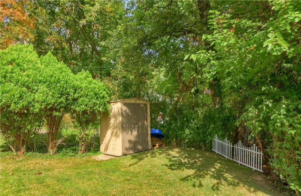 22 Robinhood Road Pittsburgh, PA 15220 - Photo 29 of 34 Gallery Image 29