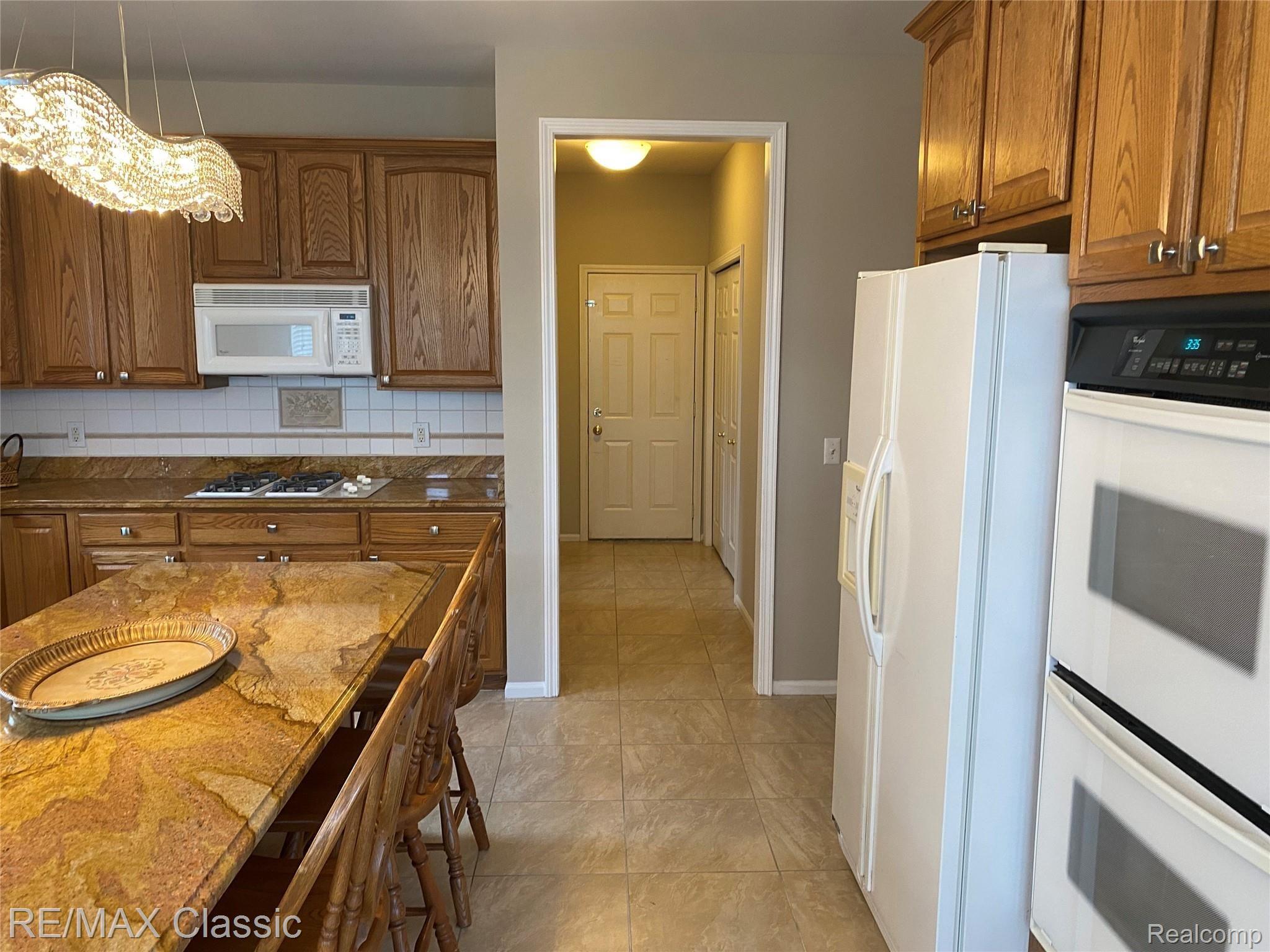 6980 Poppleton Road Canton, MI 48187 - Photo 23 of 66 H - Kitchen 4.jpeg