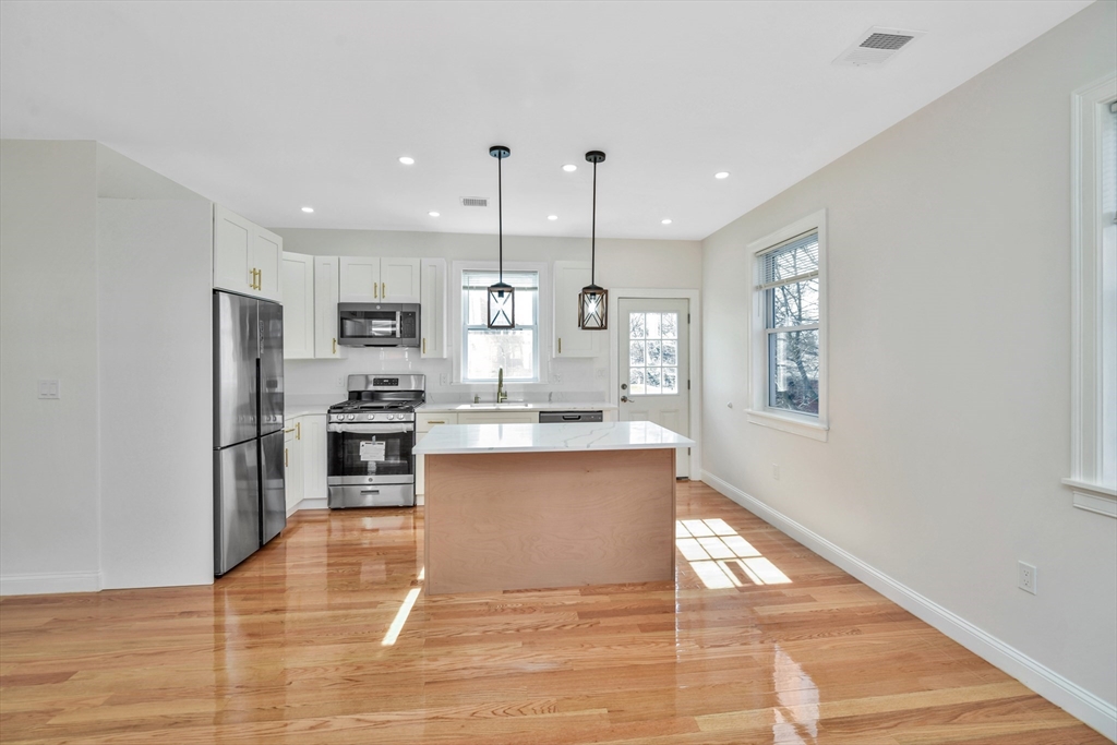 30 Hiawatha Road Boston, MA 02126 - Photo 8 of 39