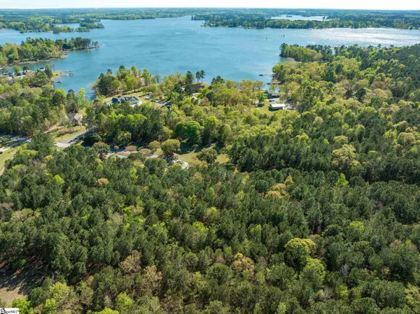 $147,000 | 201 Peninsula Drive, Prosperity, SC 29127