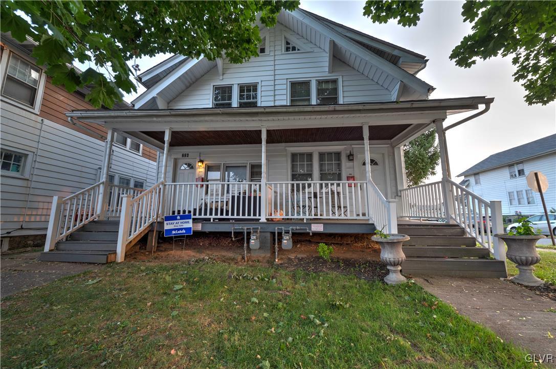 724 Pembroke Road Bethlehem, PA 18018 - Photo 1 of 14 Gallery Image 1