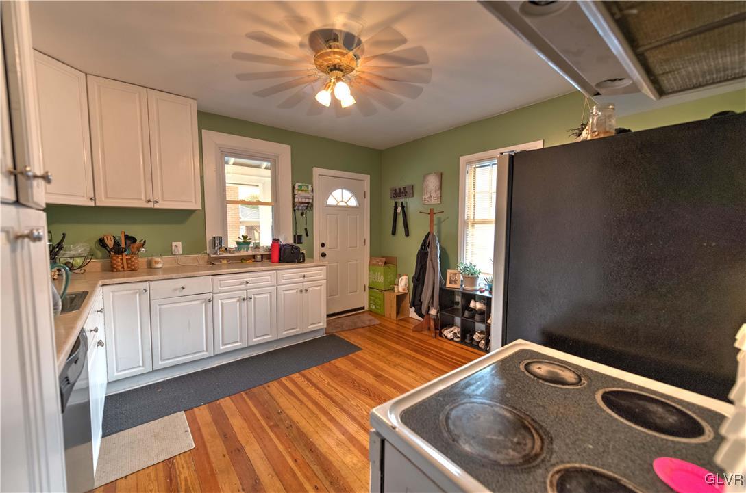 724 Pembroke Road Bethlehem, PA 18018 - Photo 5 of 14 Gallery Image 5