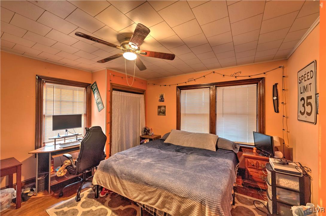 724 Pembroke Road Bethlehem, PA 18018 - Photo 7 of 14 Gallery Image 7