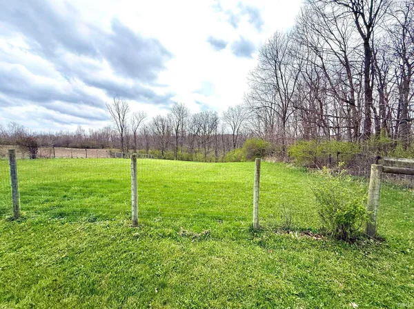 $525,000 | 2131 East County Road 750 North, Springport, IN 47386