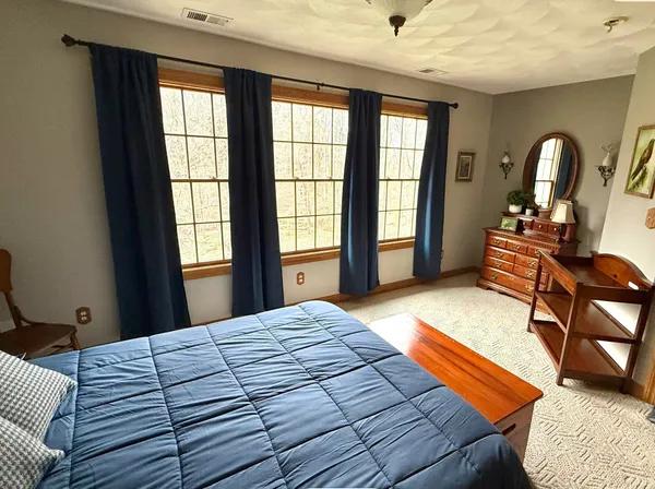 $525,000 | 2131 East County Road 750 North, Springport, IN 47386