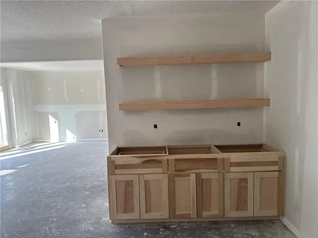 $559,000 | 4605 Northeast 86th Terrace, Kansas City, MO 64156