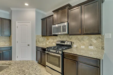 $399,900 | 2701 Auburn Chestnut Lane, Pflugerville, TX 78660