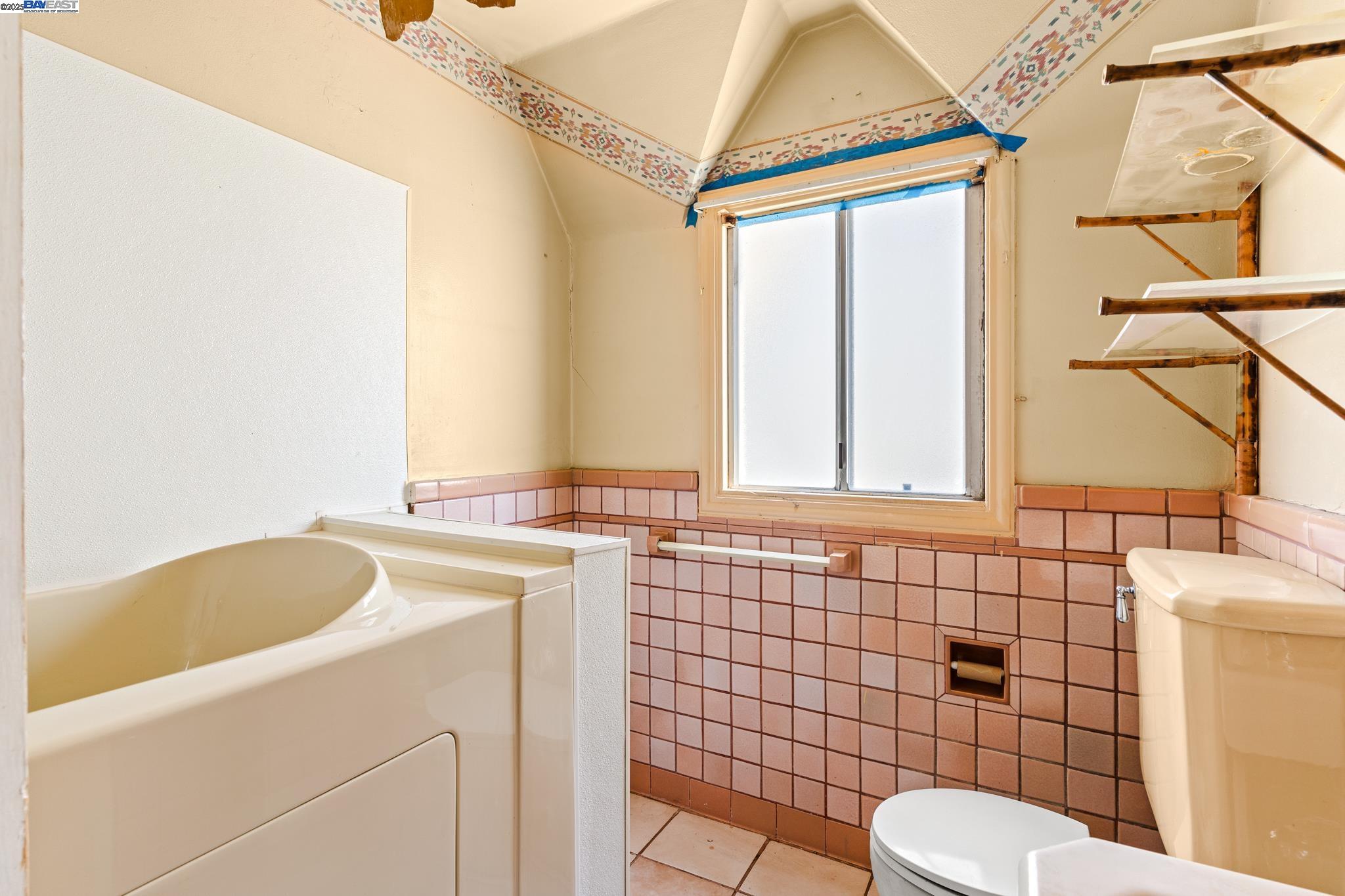 4616 Meldon Avenue Oakland, CA 94619 - Photo 21 of 28