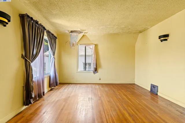 $699,000 | 4616 Meldon Avenue, Oakland, CA 94619