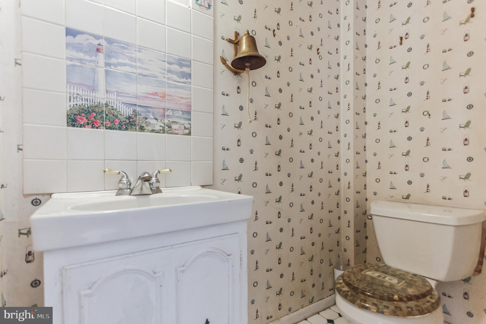 3360 Rambler Road Bensalem, PA 19020 - Photo 12 of 30 Powder Room