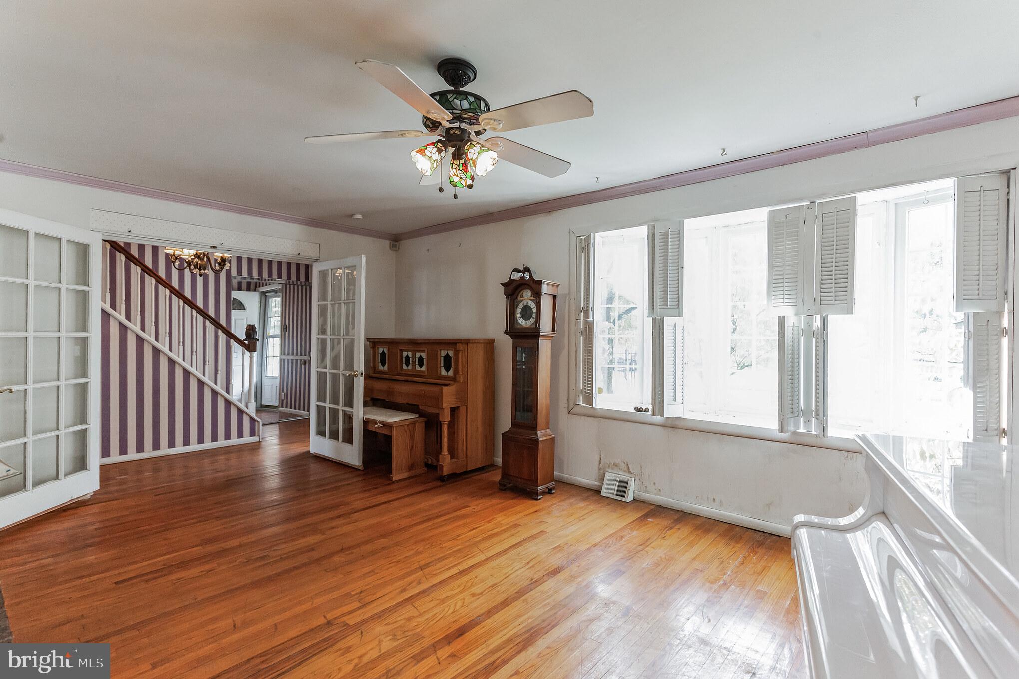 3360 Rambler Road Bensalem, PA 19020 - Photo 6 of 30 Living Room
