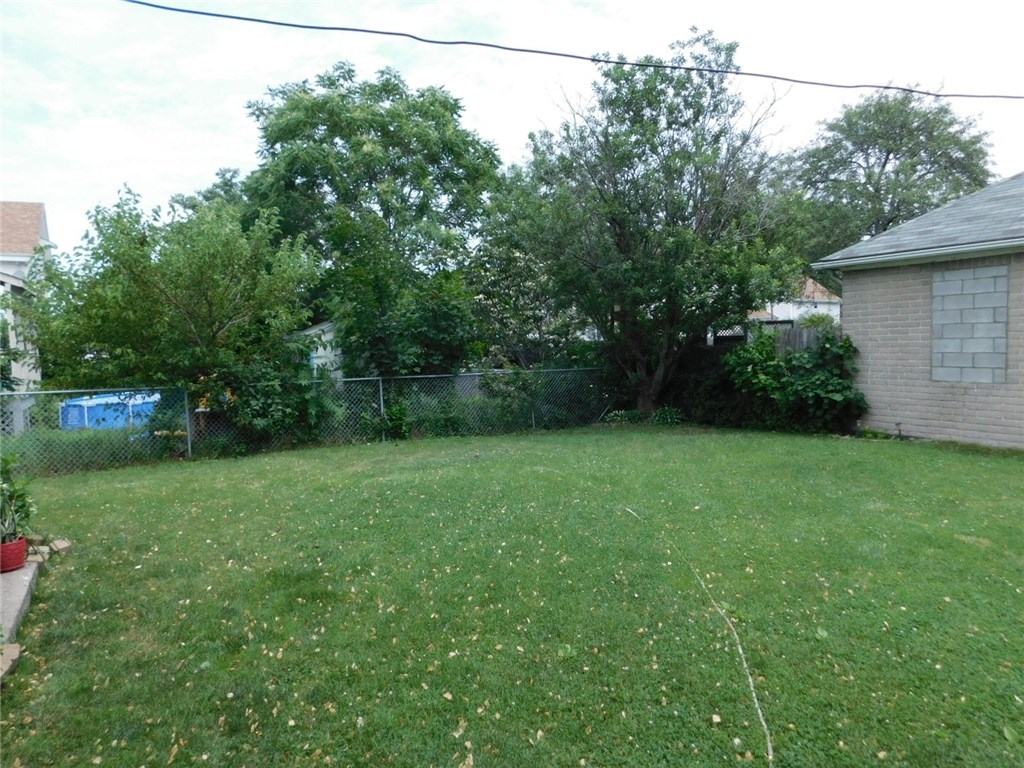 96 Benjamin Street Pawtucket, RI 02861 - Photo 15 of 16 Gallery Image 15