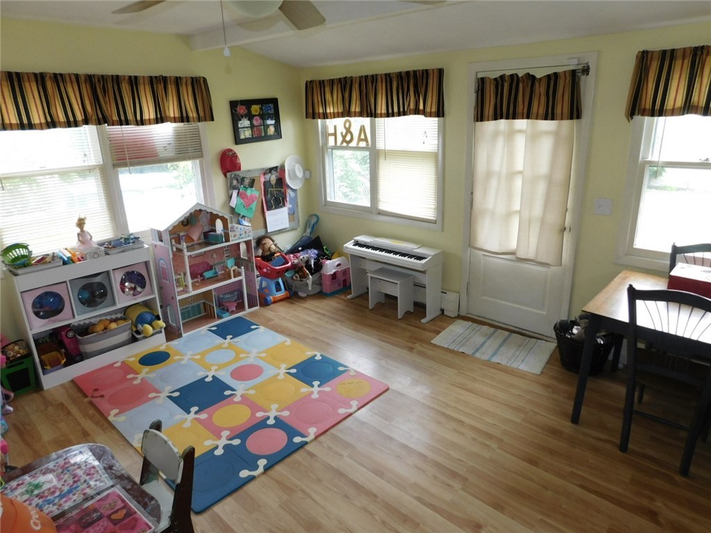 96 Benjamin Street Pawtucket, RI 02861 - Photo 6 of 16 Gallery Image 6