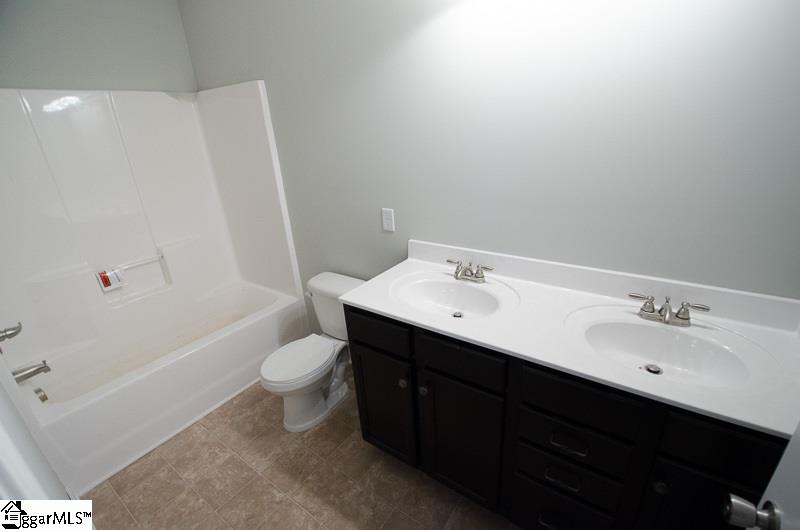 592 Garrett Street Fountain Inn, SC 29644 - Photo 12 of 16 Gallery Image 12