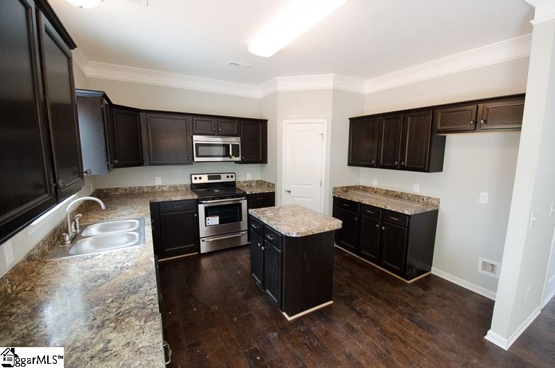 592 Garrett Street Fountain Inn, SC 29644 - Photo 4 of 16 Gallery Image 4