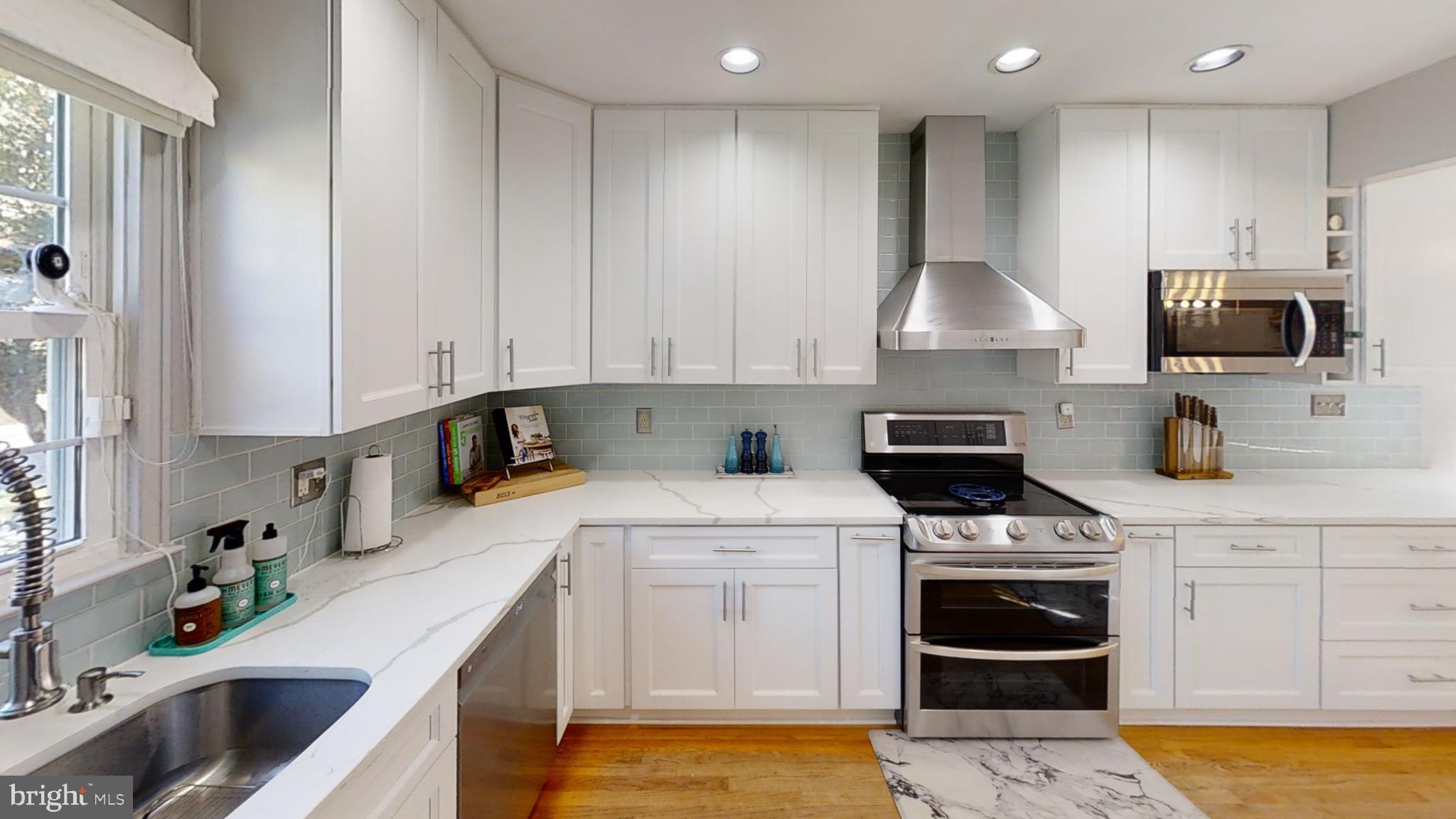 1719 Dana Street, Unit 1 Crofton, MD 21114 - Photo 5 of 40 Kitchen