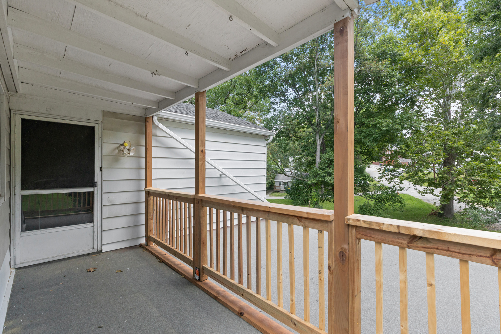 2416 Arthur Street Alton, IL 62002 - Photo 3 of 26 Gallery Image 3