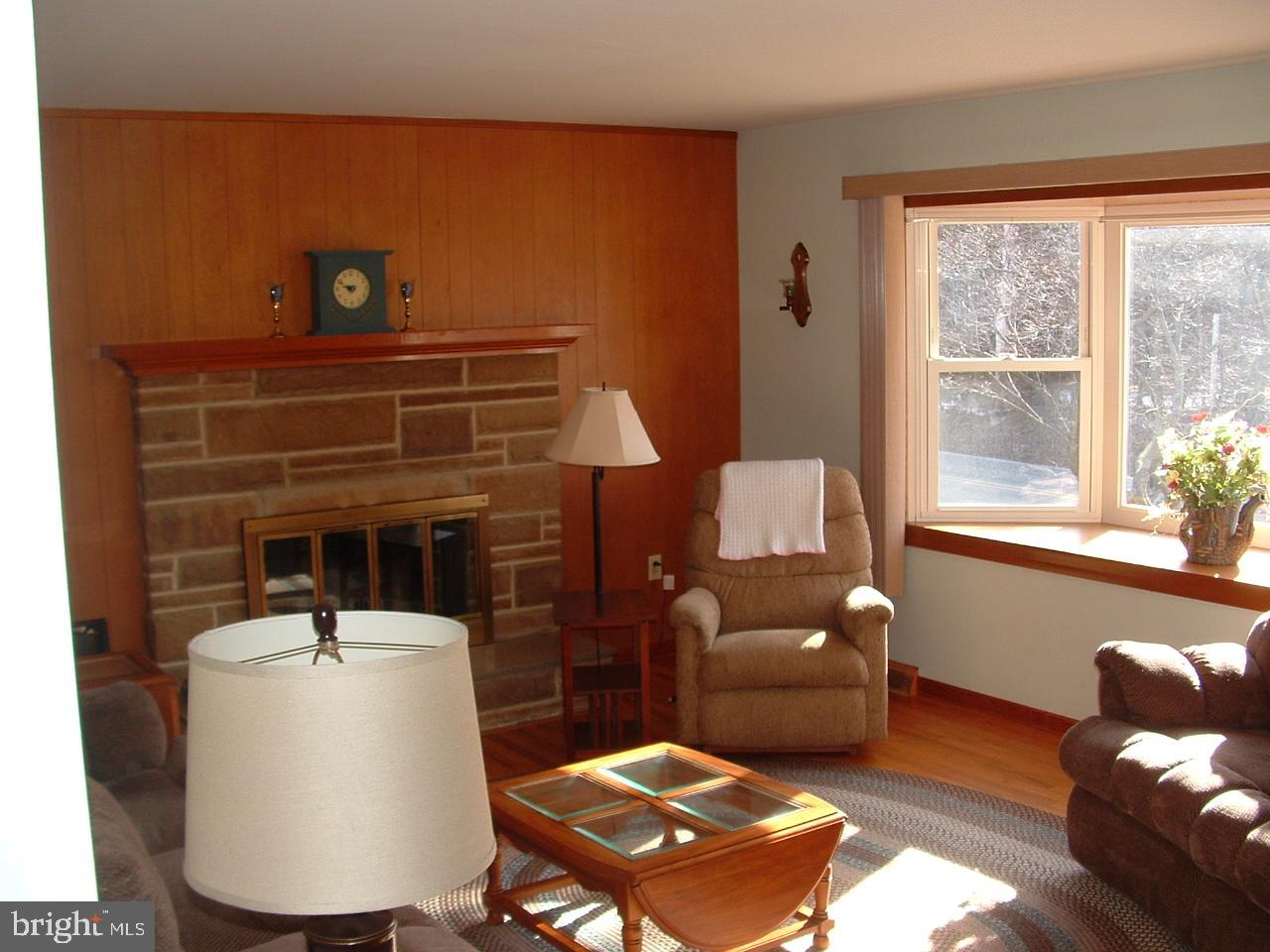 5700 Devonshire Heights Road Harrisburg, PA 17112 - Photo 8 of 18 Gallery Image 8