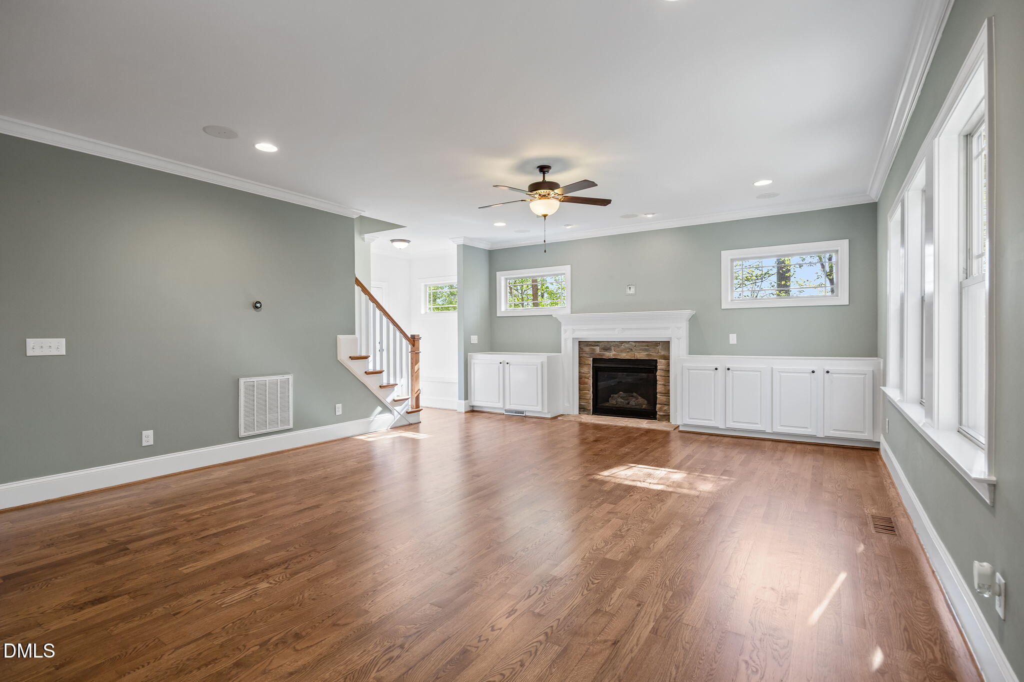 6209 Blanche Drive Raleigh, NC 27607 - Photo 24 of 78 Living Room Space