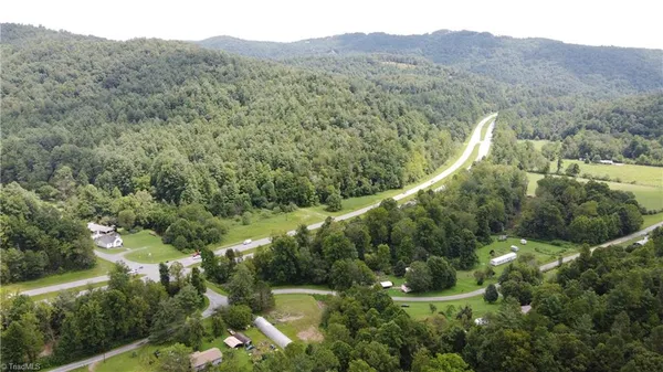 $115,000 | Tbd Eagle Hills Road, Unit EAGLE HILLS, Purlear, NC 28665