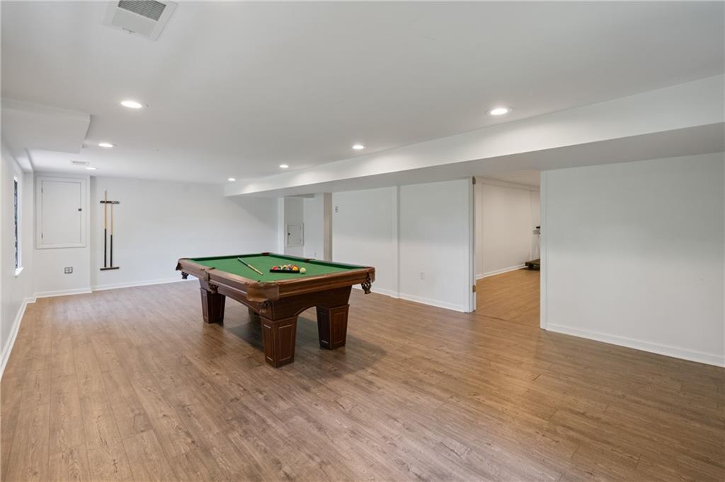212 Field Club Road Pittsburgh, PA 15238 - Photo 21 of 27 Gallery Image 21
