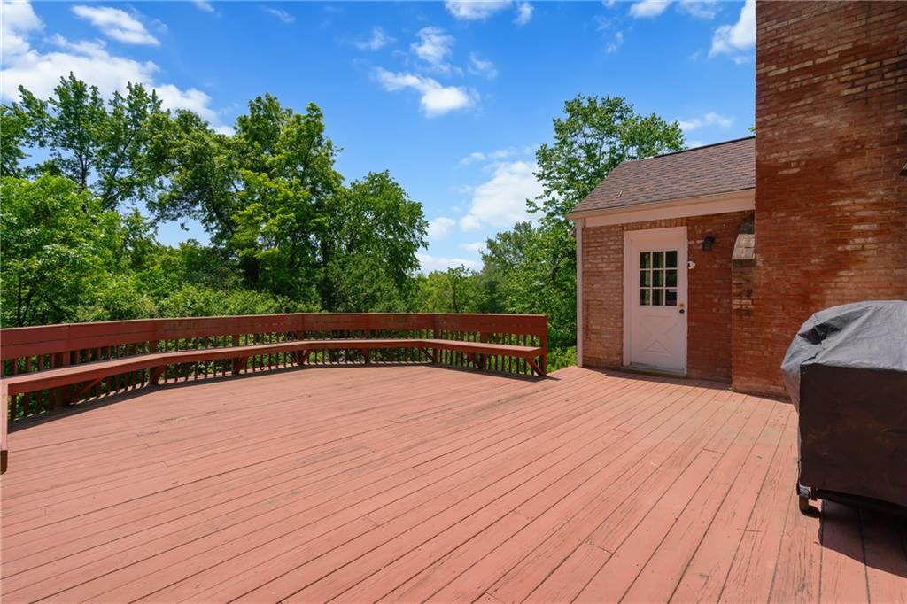 212 Field Club Road Pittsburgh, PA 15238 - Photo 24 of 27 Gallery Image 24
