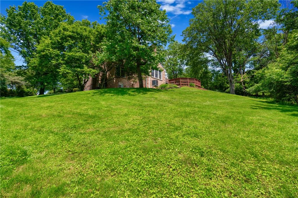 212 Field Club Road Pittsburgh, PA 15238 - Photo 25 of 27 Gallery Image 25