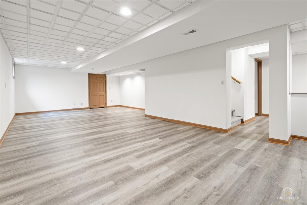 24847 Burdick Road Plainfield, IL 60585 - Photo 24 of 31 Gallery Image 24